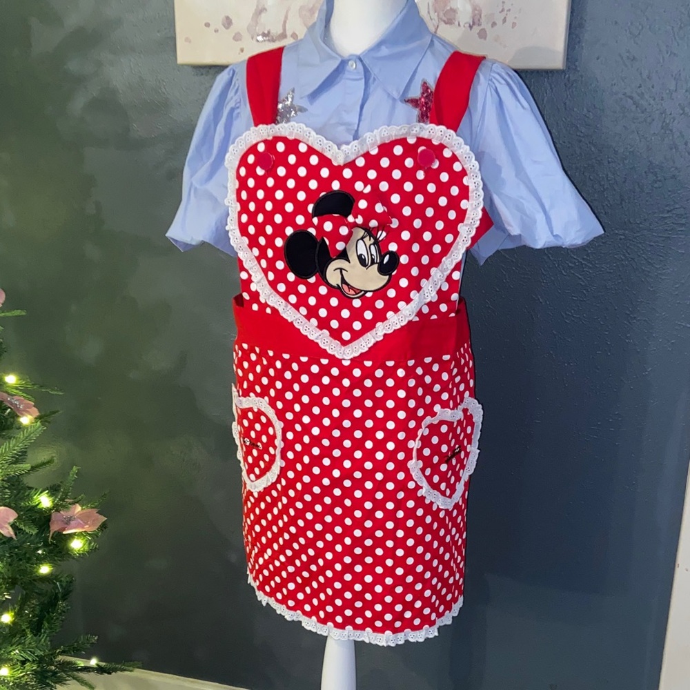 Disney Red White Polka Dot Minnie Mouse Heart Apron 100% Cotton